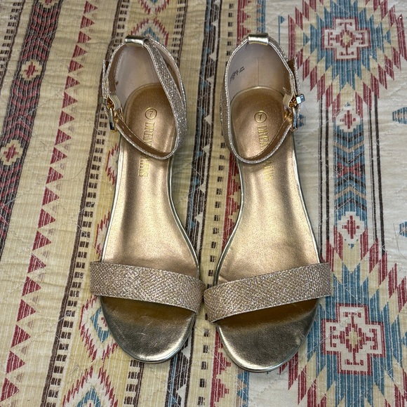 Dream Pairs Shoes - Dream Pairs Women’s 7m Gold Women's Sparkly Ankle Strap Dress Sandals NWOT